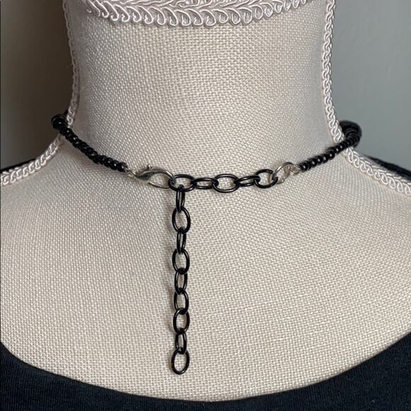 Red & Black Statement Necklace - Picture 2 of 2